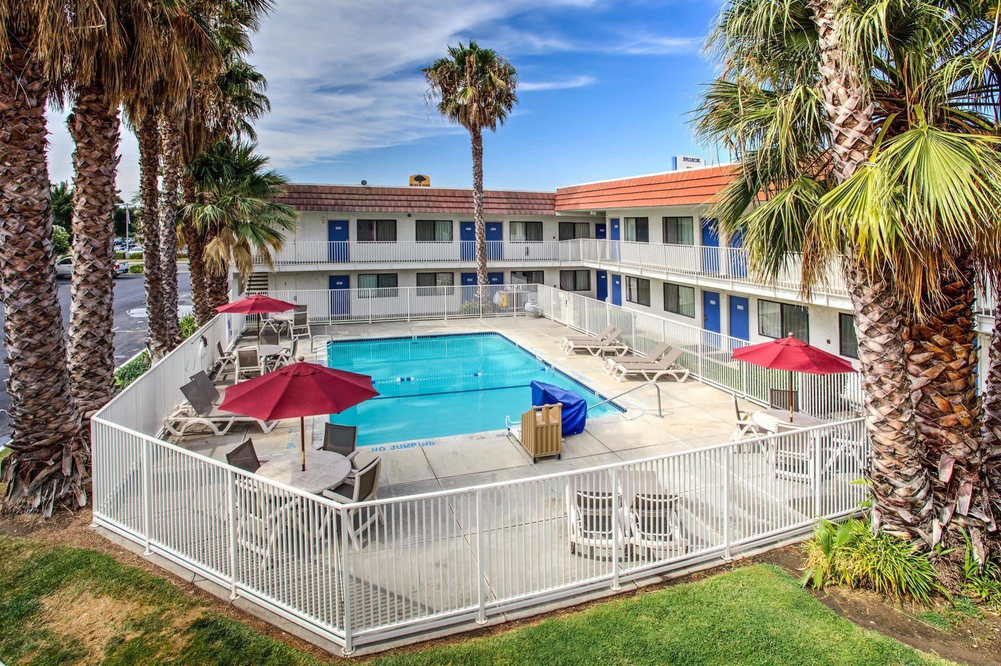 6-vacaville, Ca Hotel